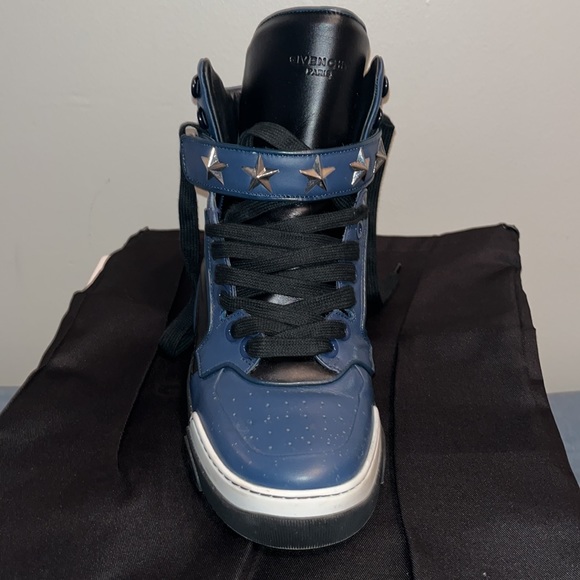 Men Givenchy High Top Sneaker - Picture 5 of 9